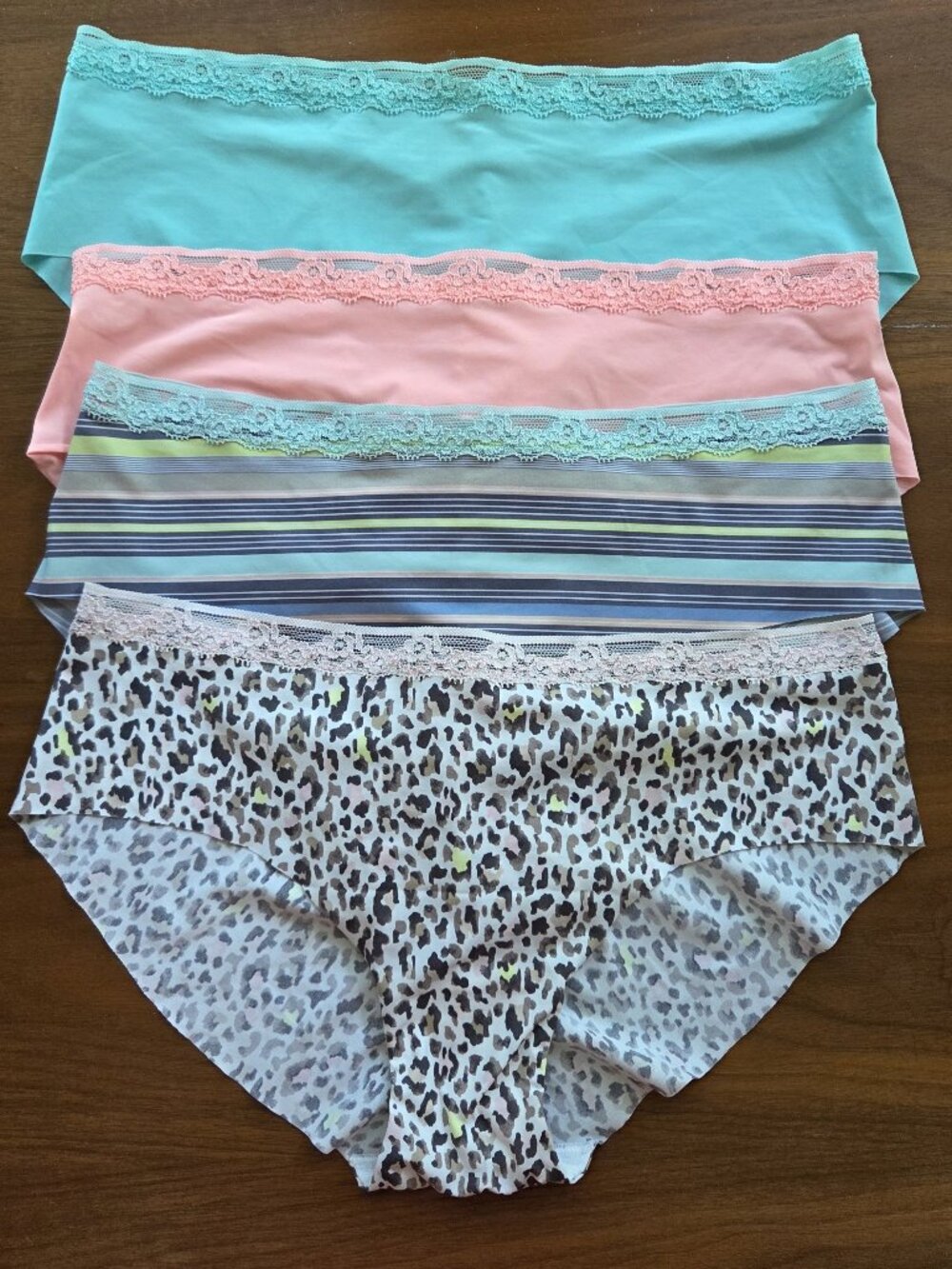 Victoria's Secret M HipHugger Lace Lot Bundle Panties Pink Blue Striped Leopard